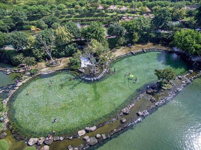 Suoi Nuoc Nong Binh Chau Min